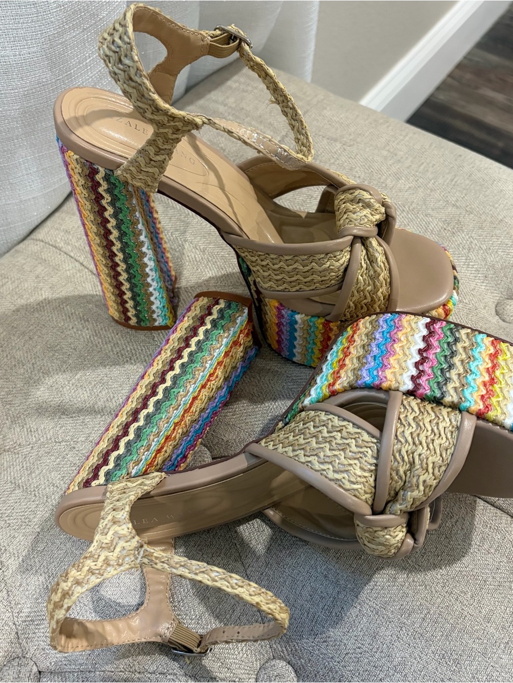 Aselea Wang Beige Braided Platform Sandals with Multicolor Trim - Picture 2 of 7